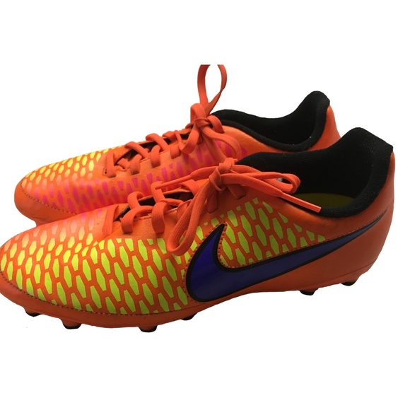 youth magista soccer cleats